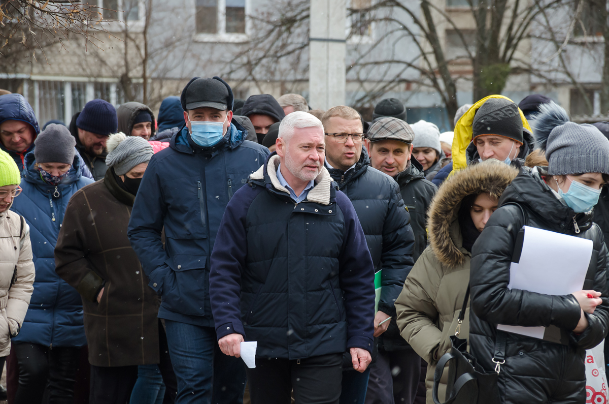 Ремонт школи, дворів і під'їздів: Ігор Терехов зустрівся з жителями Олексіївки
