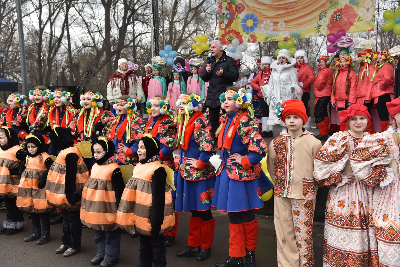 Жителі Новобаварського району відсвяткували Масляну