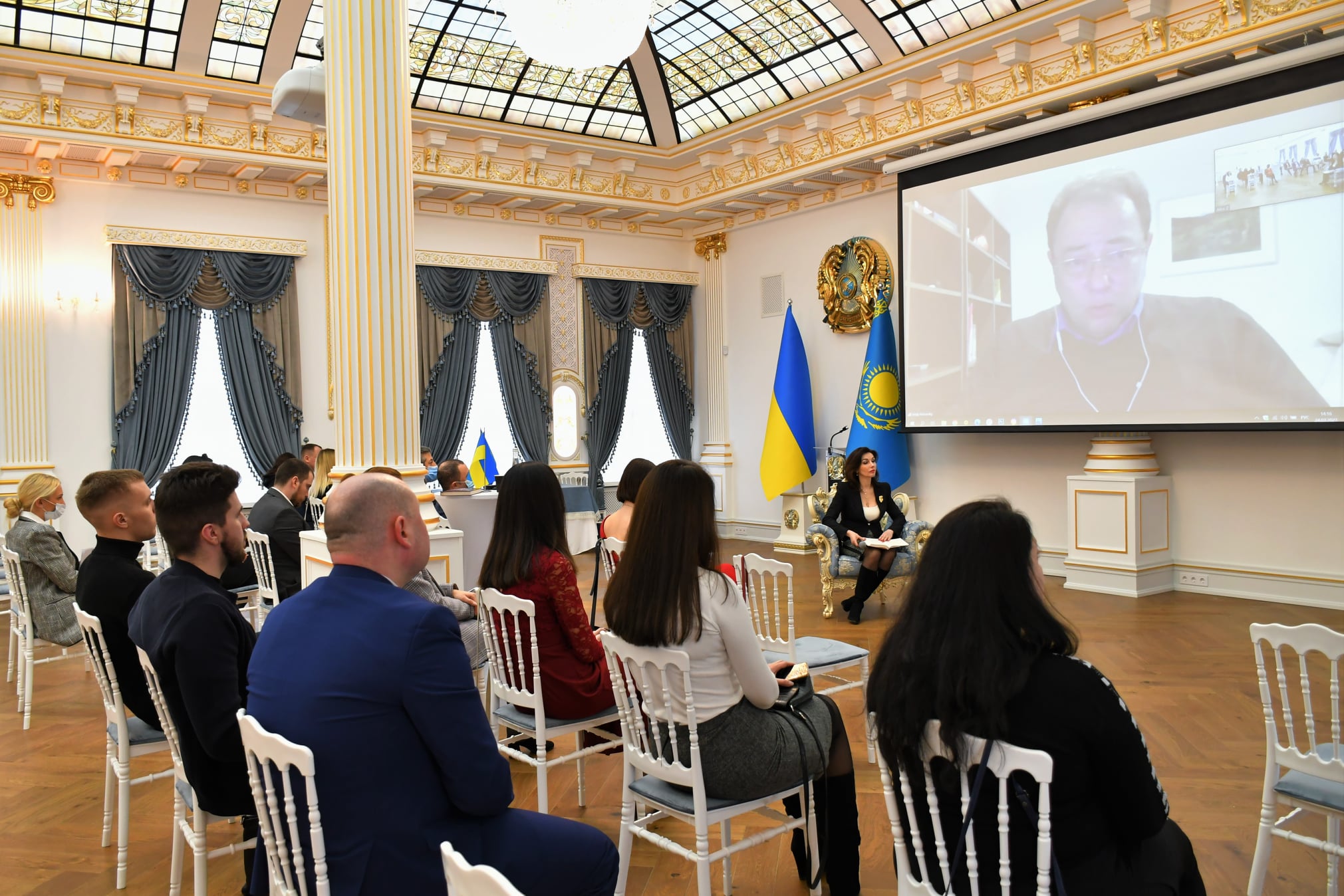 Презентація книги Посла України в Японії про сучасну зовнішню політику