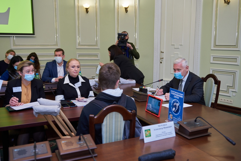 Ігор Терехов зустрівся з викладачами університету харчування і торгівлі