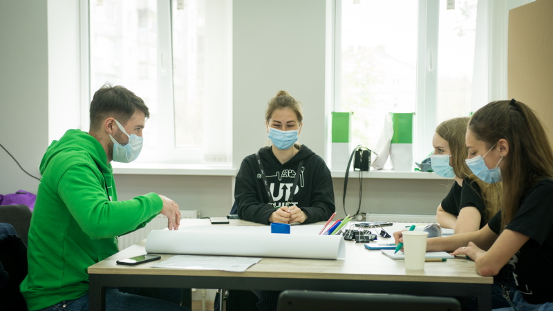 П'ять молодіжних команд з Харкова отримали підтримку в рамках програми «UPSHIFT України»