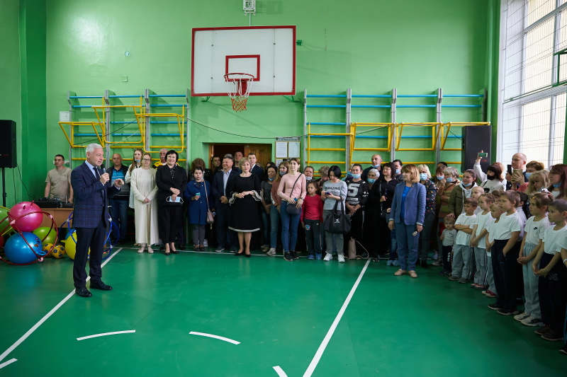 У школі-інтернаті №14 відкрили новий стадіон - 1