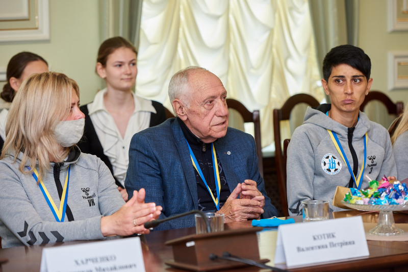 Ігор Терехов привітав ФК «Житлобуд-1» з 15-річчям - 55