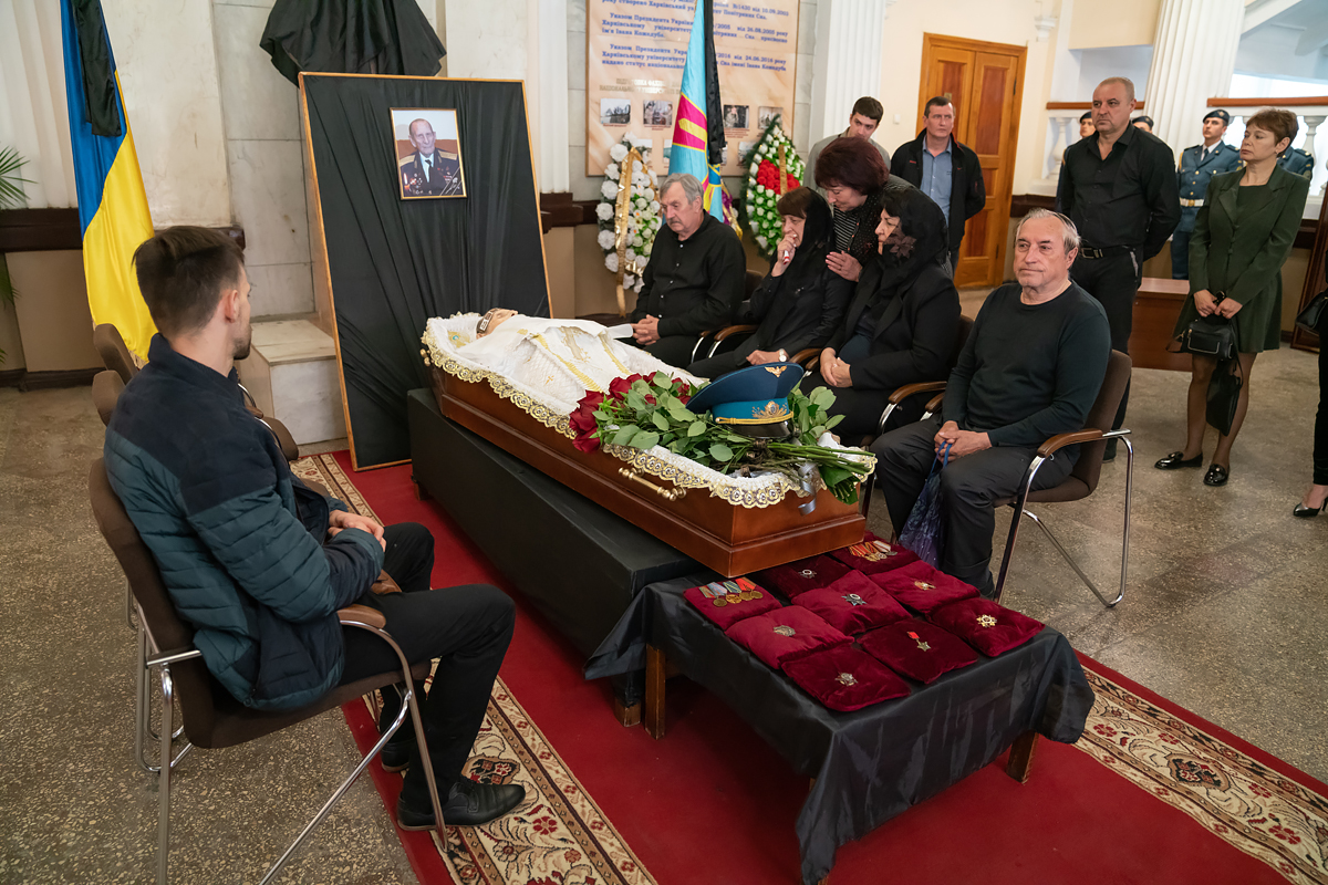У Харкові попрощалися з Михайлом Карпєєвим - 4