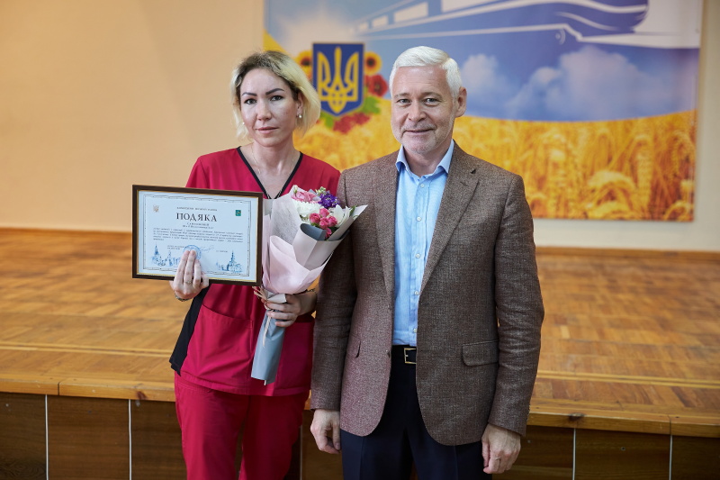 Ігор Терехов привітав зі святом працівників лікарні на залізничному транспорті - 12