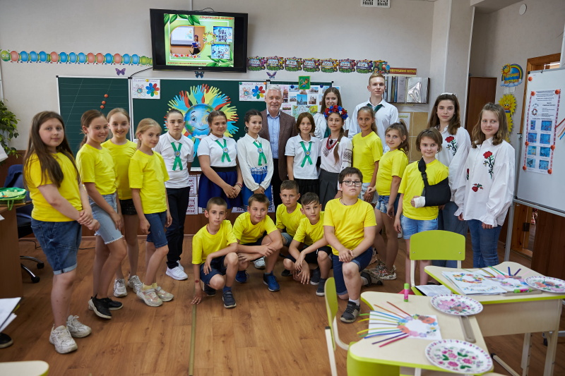 Харківські школярі розробили проєкти зі здорового харчування та безпеки в мережі - 33