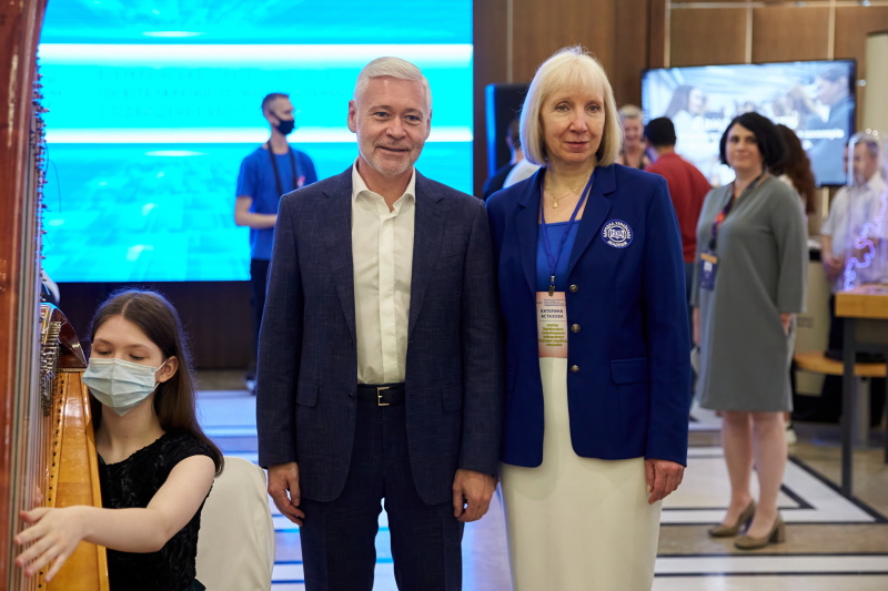 У Харкові проходить всеукраїнська сесія з підвищення якості освіти - 14