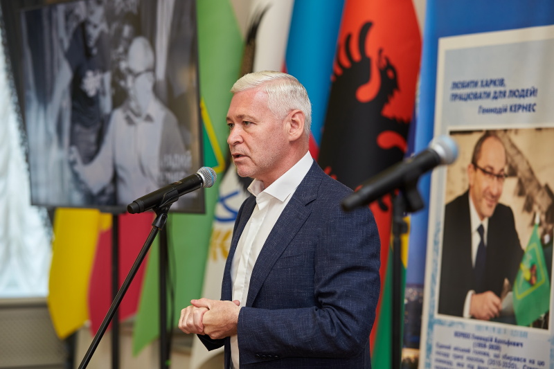 Презентація Фонду Геннадія Кернеса і пам'ятного блоку поштових марок на його честь - 9