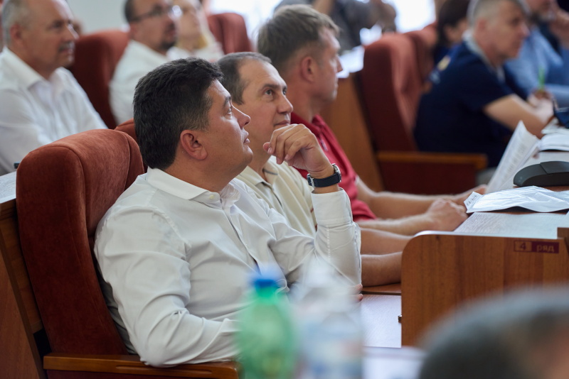 Позачергова сесія Харківської міської ради 8 скликання - 7