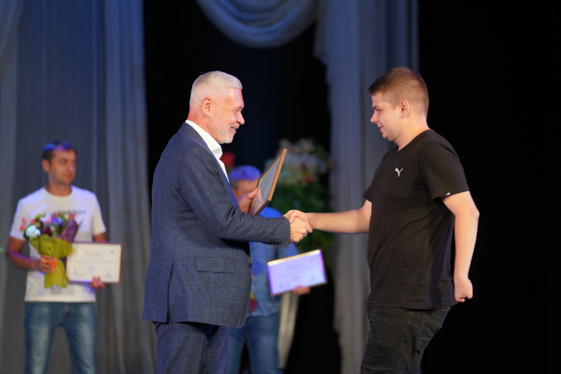 Ігор Терехов привітав з Днем будівельника працівників «Житлобуд-1» - 7