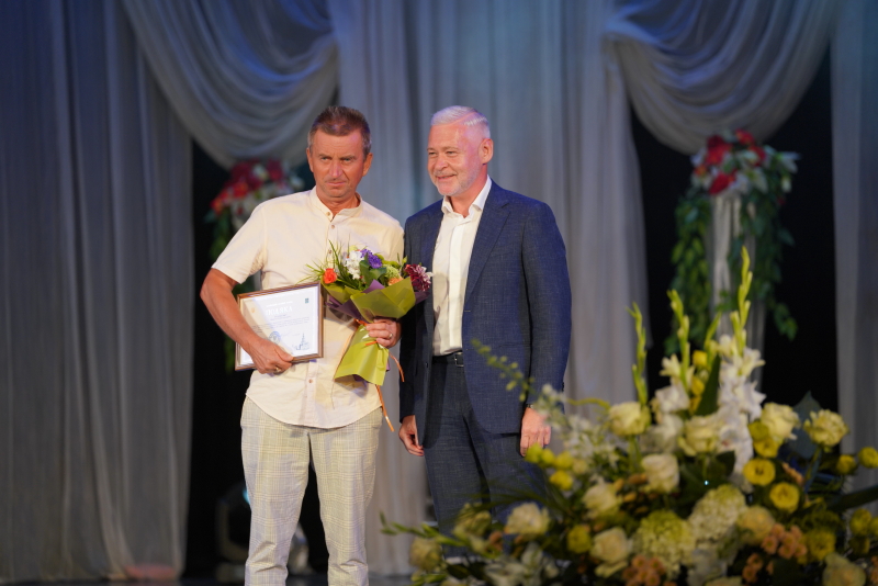 Ігор Терехов привітав з Днем будівельника працівників «Житлобуд-1» - 8