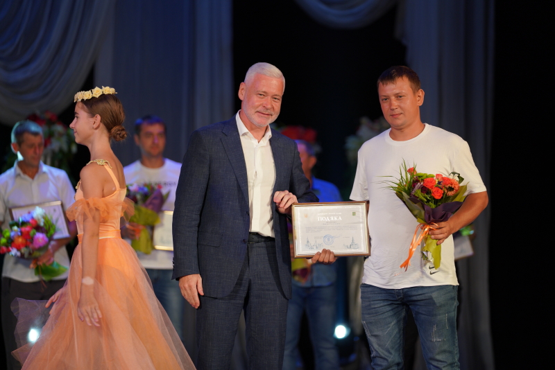 Ігор Терехов привітав з Днем будівельника працівників «Житлобуд-1» - 13