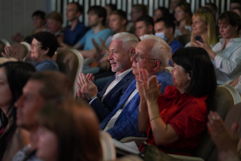 Ігор Терехов привітав з Днем будівельника працівників «Житлобуд-1» - 21