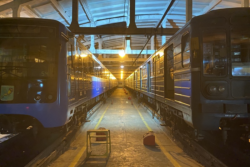 У Харківському метрополітені показали, як миють і дезінфікують вагони - 3