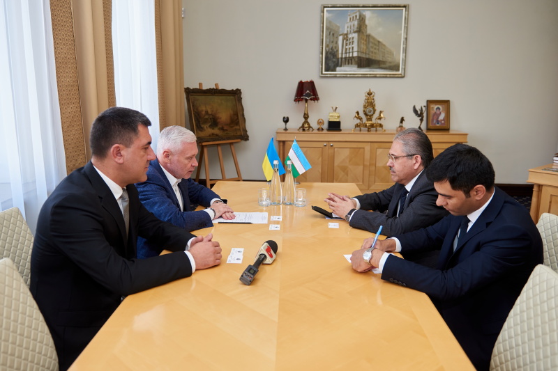 Харків буде розвивати співробітництво з Узбекистаном