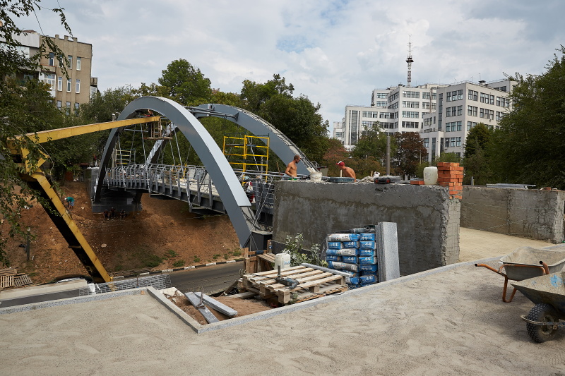 Зоологічний міст готують до відкриття - 2