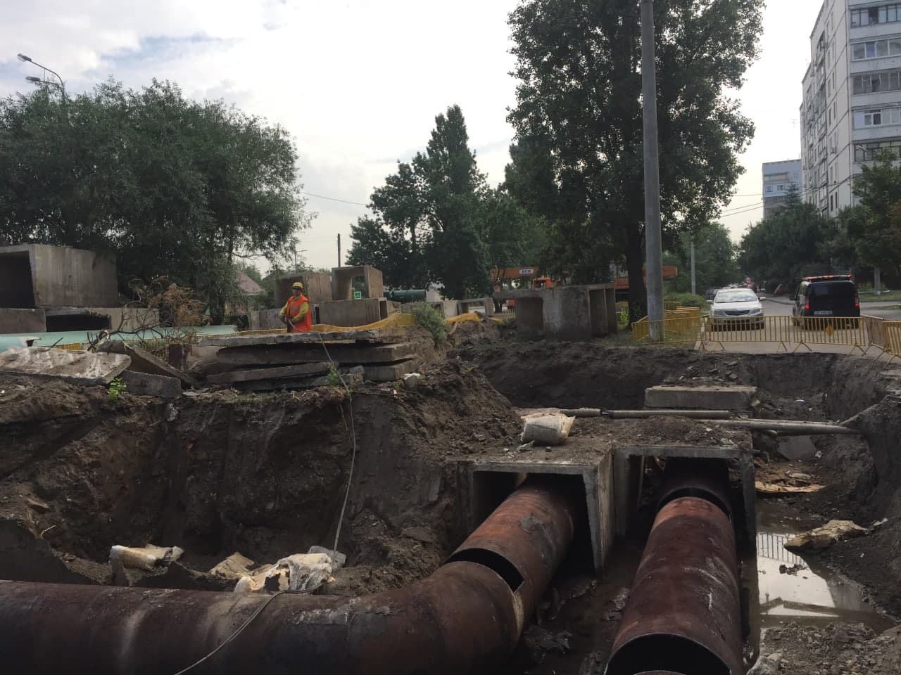 На вулиці Матюшенка повністю реконструюють тепломагістраль - 4