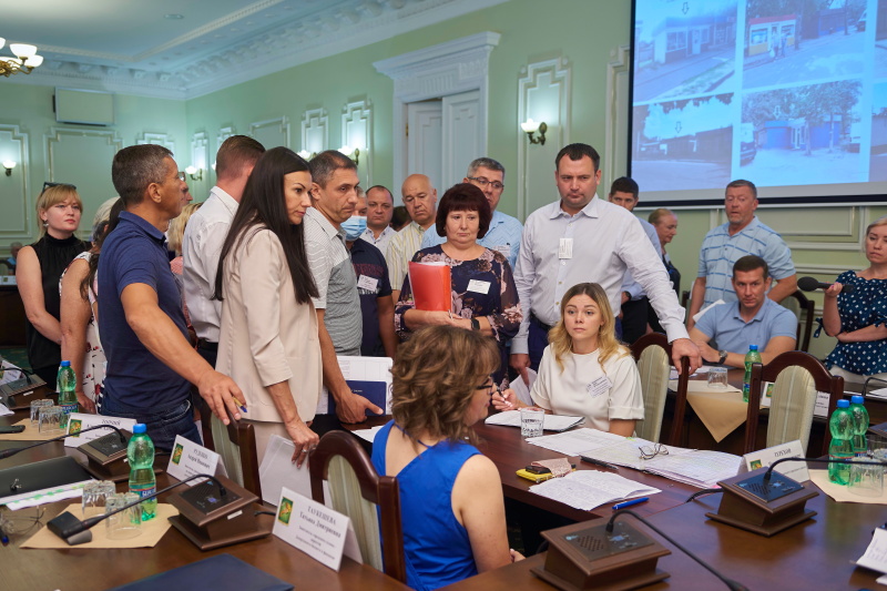 Заборона на незаконну торгівлю і допомога громадським організаціям, - Ігор Терехов зустрівся з харків'янами - 1