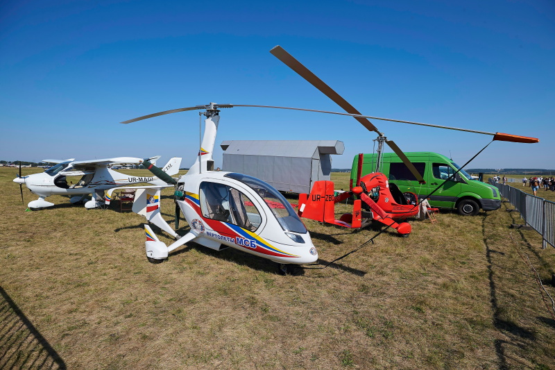 На аеродромі «Коротич» проходить авіаційний фестиваль - 24