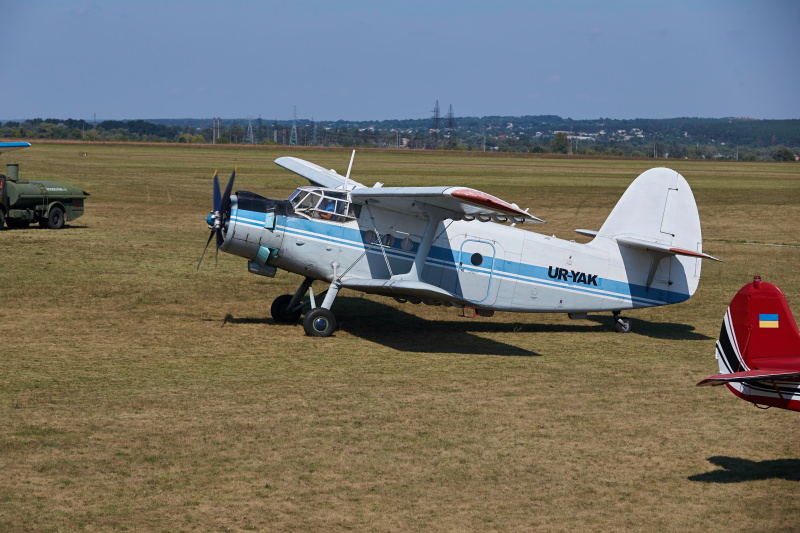На аеродромі «Коротич» проходить авіаційний фестиваль - 37