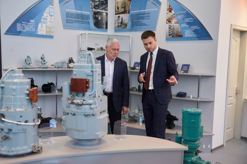 Відвідування Ігорем Тереховим заводу «ФЕД» - 1