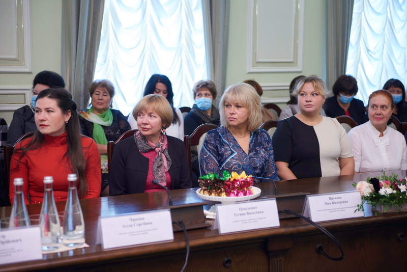 Ігор Терехов привітав учителів Слобідського та Основ'янського районів - 26