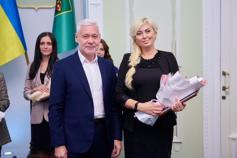 Ігор Терехов нагородив педагогів Новобаварського та Холодногірського районів - 8