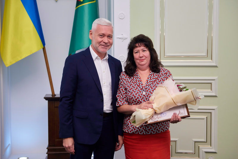 Ігор Терехов нагородив педагогів Новобаварського та Холодногірського районів - 12