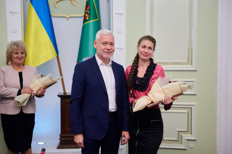 Ігор Терехов нагородив педагогів Новобаварського та Холодногірського районів - 15