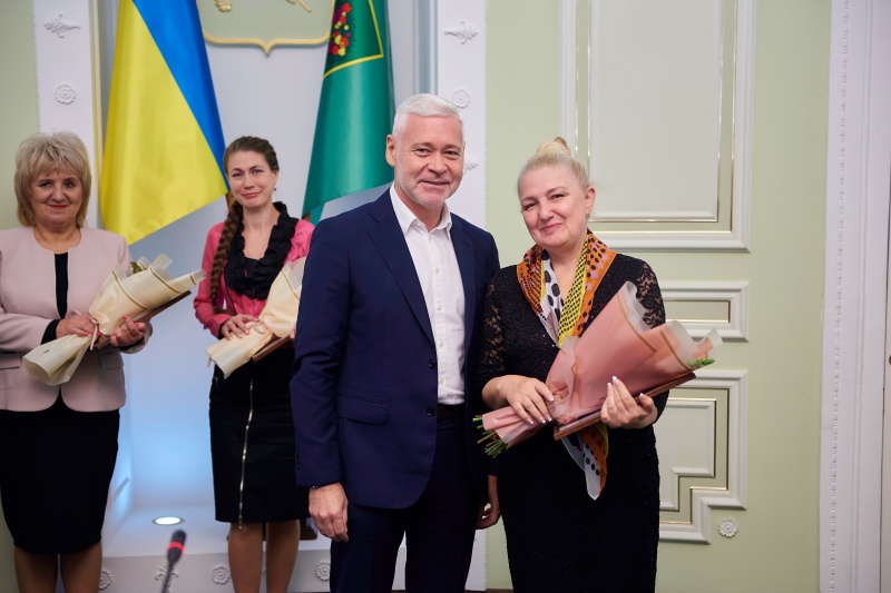 Ігор Терехов нагородив педагогів Новобаварського та Холодногірського районів - 19