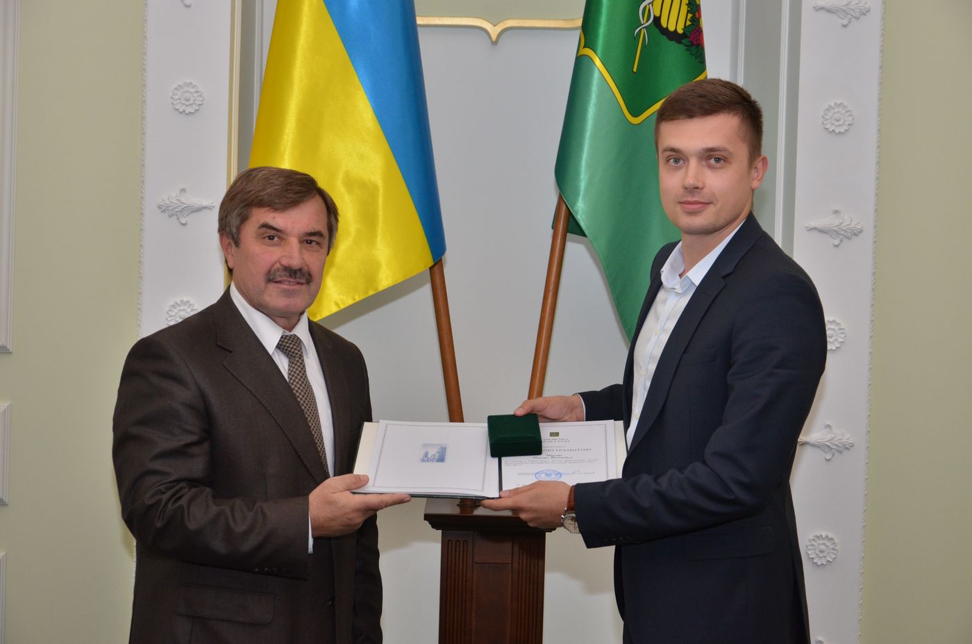У міській раді нагородили юристів - 7