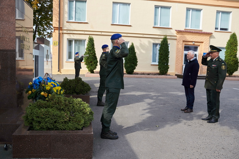 Ігор Терехов вручив нагороди співробітникам Академії Нацгвардії - 3