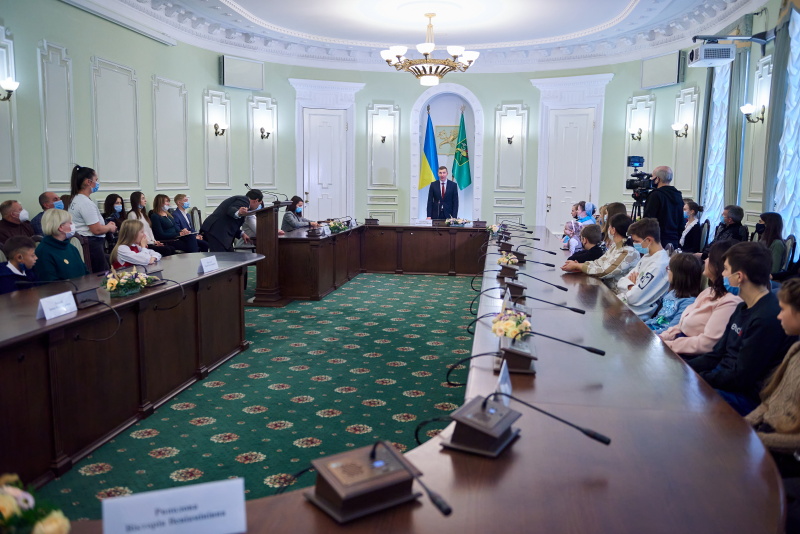 У міськраді вручили нагороди матерям-героїням - 1