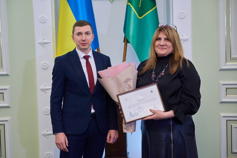 У міськраді вручили нагороди матерям-героїням - 5