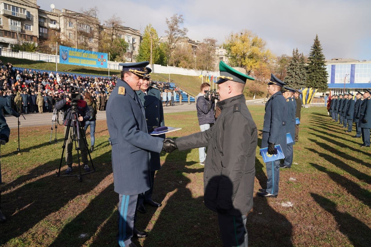 В університеті імені Кожедуба пройшов випуск льотчиків - 5