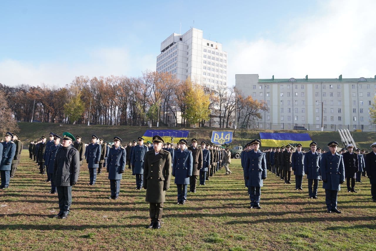 В університеті імені Кожедуба пройшов випуск льотчиків - 13