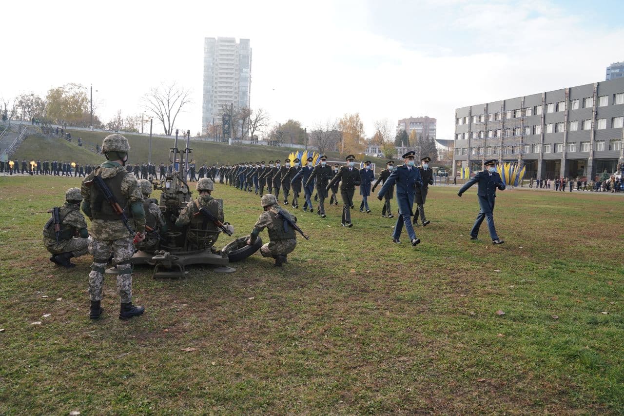 В університеті імені Кожедуба пройшов випуск льотчиків - 16