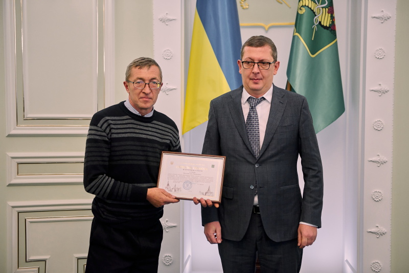 У міськраді вручили нагороди водіям та працівникам дорожнього господарства - 4