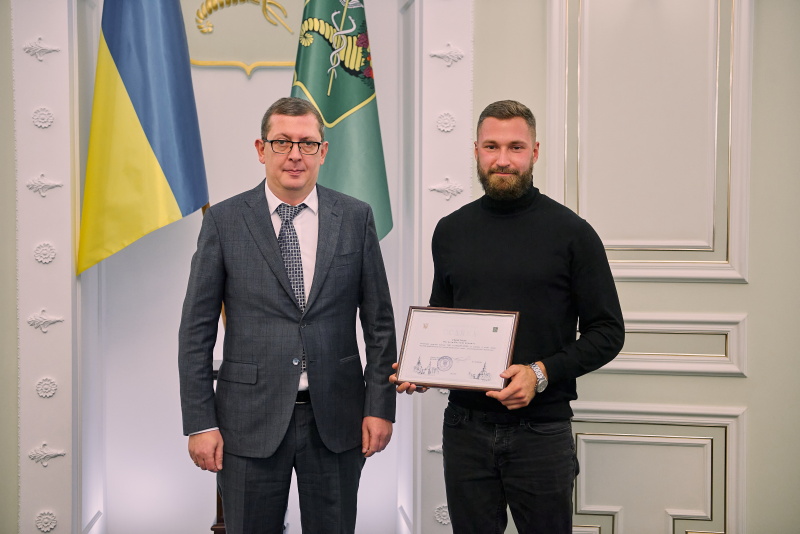 У міськраді вручили нагороди водіям та працівникам дорожнього господарства - 21