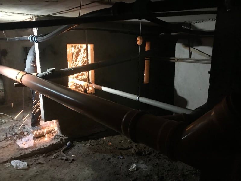 У Харкові продовжують капітально відновлювати внутрішньобудинкові комунікації - 3
