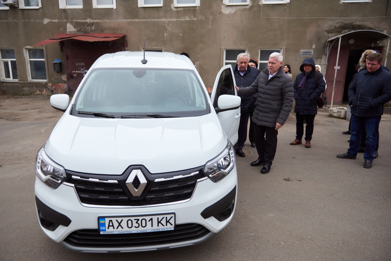 «15-03» - у Харкові створюють муніципальну швидку допомогу