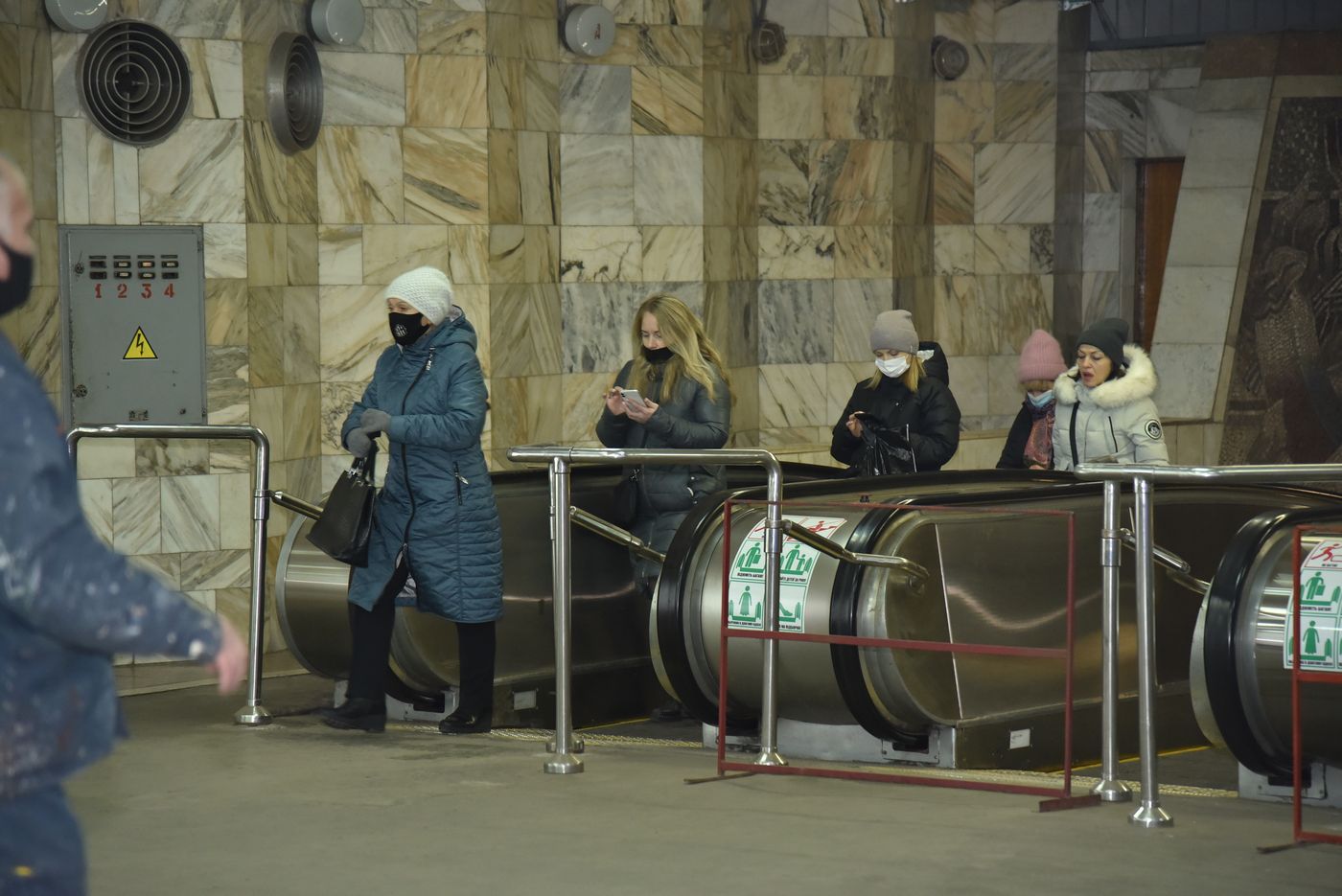 У харківському метро перевіряють роботу ескалаторів - 4