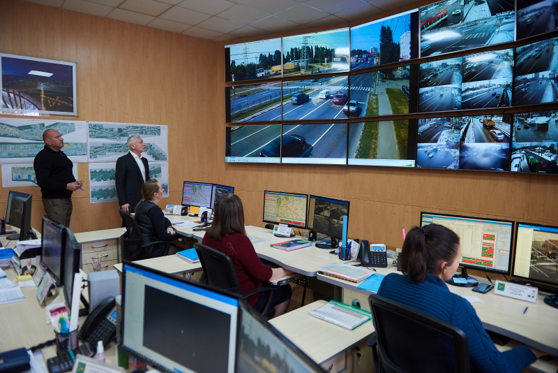 Нові світлофори, камери та велодоріжки - у Харкові створюють систему безпечного руху