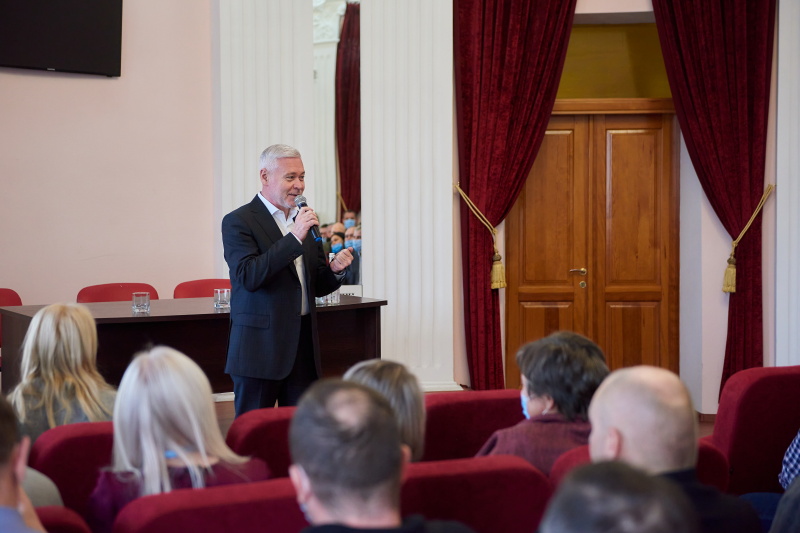 Ігор Терехов привітав енергетиків із професійним святом