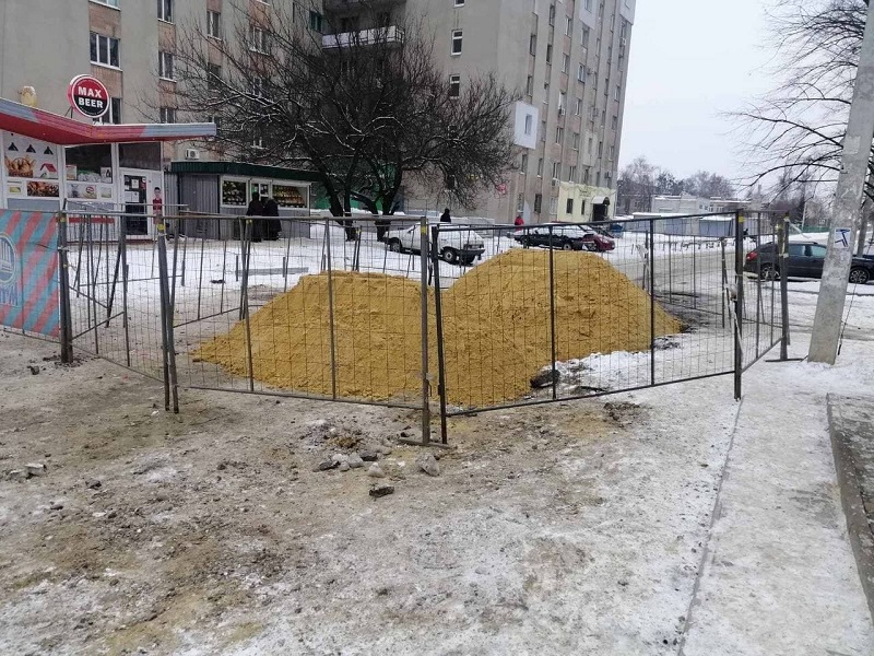 «Теплові мережі» усунули пошкодження на трубопроводі у Слобідському районі 