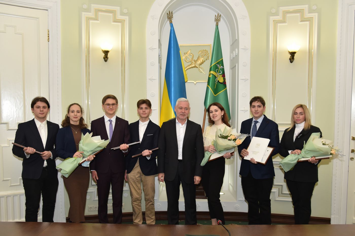 Ігор Терехов нагородив стипендіатів Президента