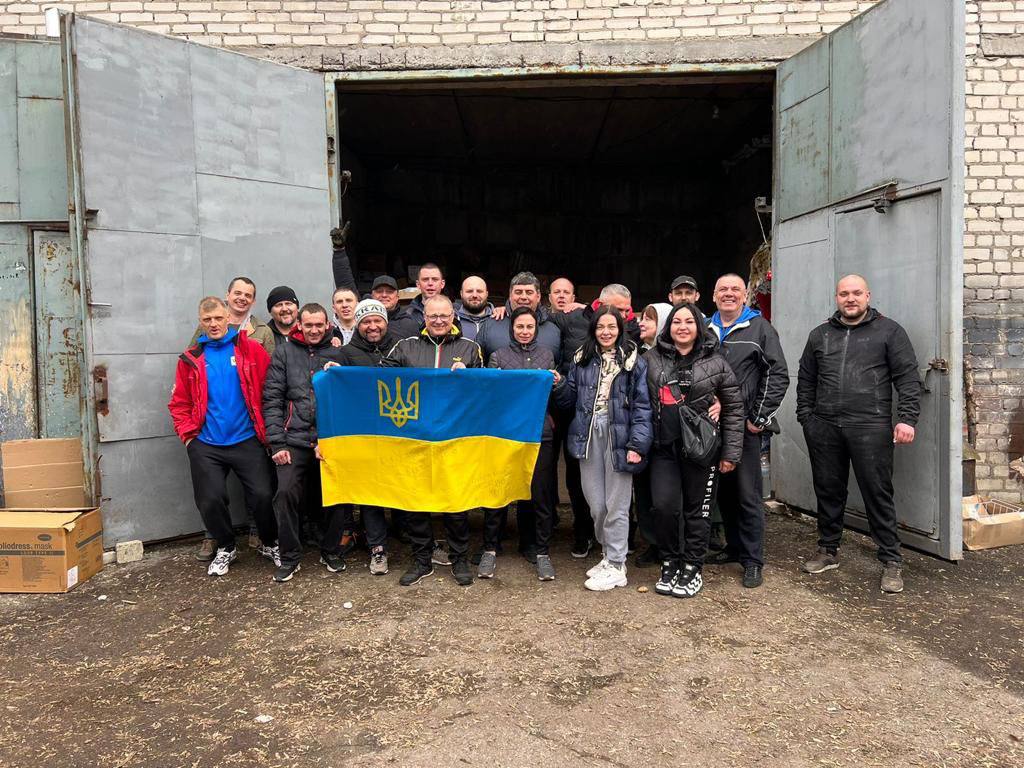 Муніципальна компанія поводження з відходами продовжує роздавати гуманітарну допомогу 