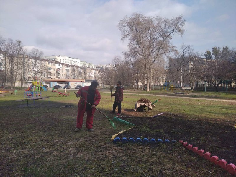 У Харкові працює близько півтисячі двірників