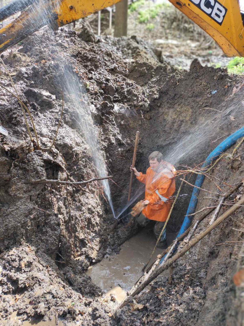 На КП «Харківводоканал» відновлюють водопостачання та контролюють якість води