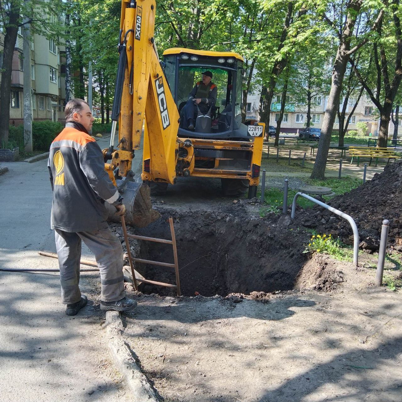 У місті триває реконструкція теплових мереж - 13